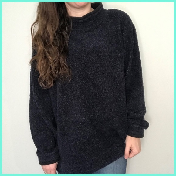 LL Bean Fleece Sweatshirt - Picture 2 of 5